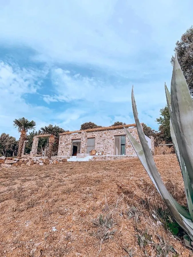 Stone Built House Next To The Beach Amolianí 0*,  Griechenland
