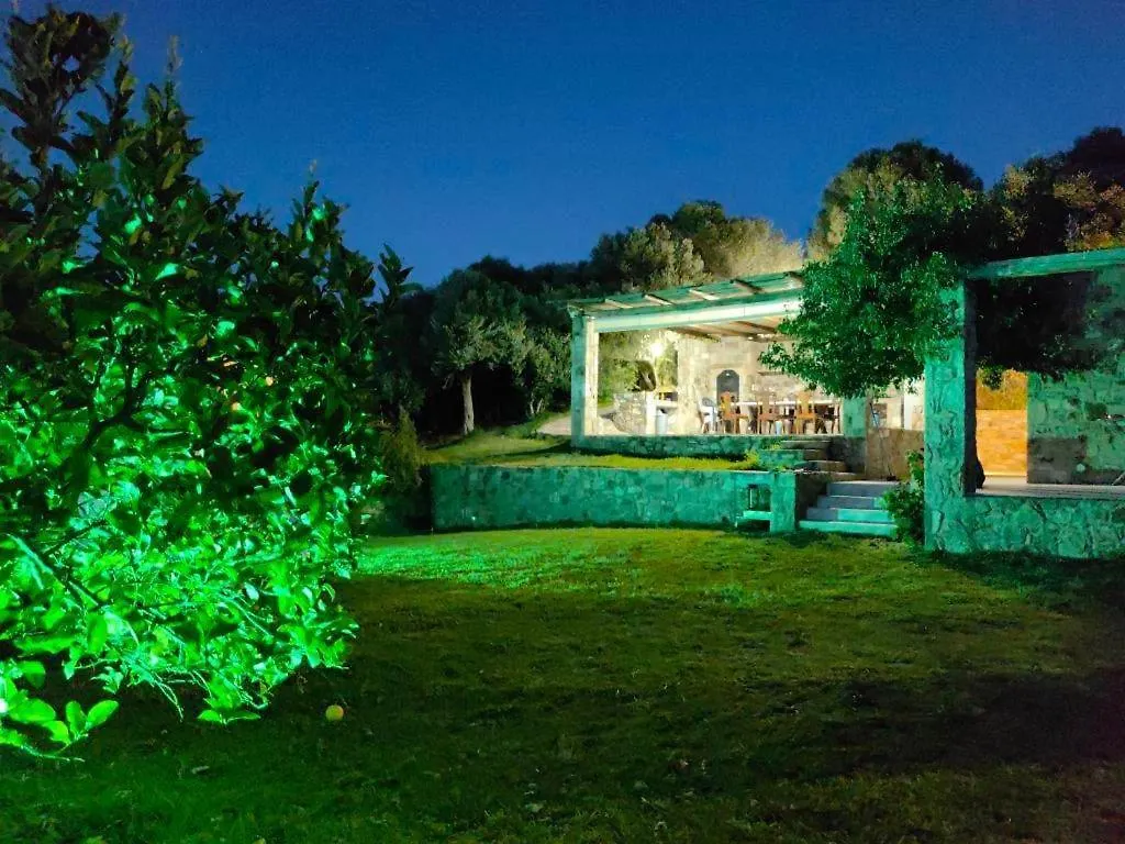 Stone Built House Next To The Beach Amolianí Villa